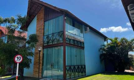 Casa para venda tem 205 metros quadrados com 5 quartos em Carneiros/PE