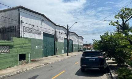 Galpão/Depósito/Armazém para aluguel possui 500 metros quadrados
