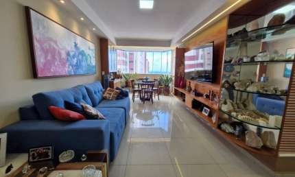 Apartamento em Boa Viagem | 155m² | Reformado 100% | DE PORTEIRA FECHADA | 2 vagas  - Recife - PE