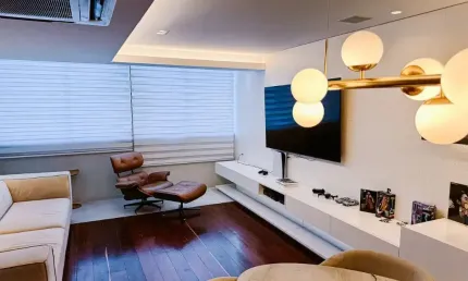 Excelente apartamento reformado de 126m², a 100m do Parque da Jaqueira! 3 quartos, 2 suítes e acabamentos de alto padrão. Oportunidade única na região
