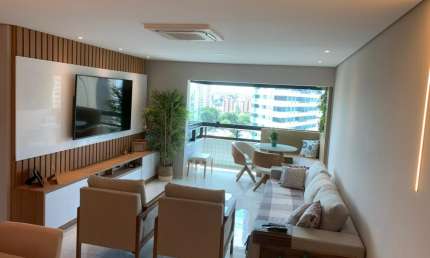 Apartamento REFORMADO | 130m² | 4 quartos - 2 suítes | em PARNAMIRIM - - Recife