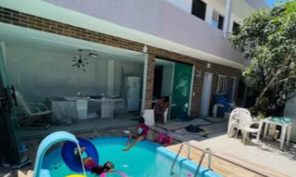 Casa Ampla em Jardim Atlântico, Olinda – 5 Quartos, 4 Suítes, Piscina e Muito Mais!