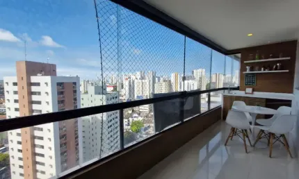 Apartamento no Parnamirim | 127m² | 4 quartos | REFORMADO | andar alto | lazer completo.