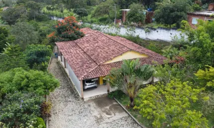 Maravilhosa Chácara com 4 Quartos à Venda, 22.500 m² por R$ 1.100.000