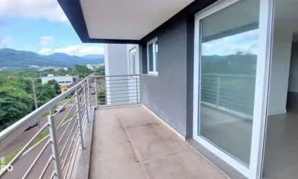 Apartamento Novo, 3 dormitórios, 2 box, Centro de Dois Irmãos, RS.