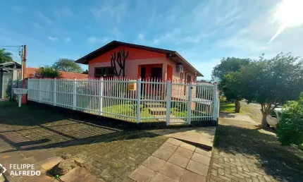Casa 4 dormitórios à venda Industrial Dois Irmãos/RS