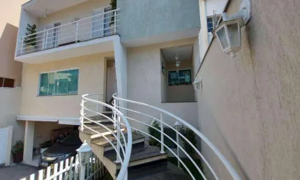 Sobrado à venda, 182 m² por R$ 890.000,00 - Santa Terezinha - São Bernardo do Campo/SP
