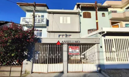 Sobrado com 3 dormitórios para alugar, 150 m² por R$ 3.026,47/mês - Parque Terra Nova II - São Bernardo do Campo/SP