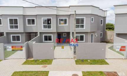 Sobrado com 3 quartos à venda, 102 m² por R$ 528.900 - Uberaba - Curitiba/PR