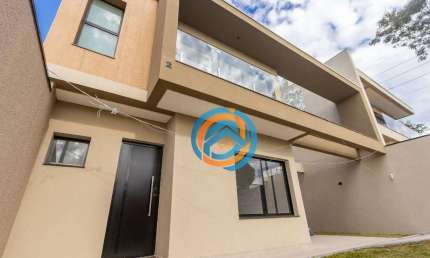 Sobrado com 3 dormitórios à venda, 145 m² por R$ 998.000,00 - Uberaba - Curitiba/PR