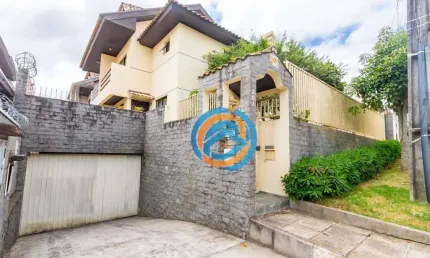 Sobrado com 3 dormitórios à venda, 93 m² por R$ 848.900,00 - Barreirinha - Curitiba/PR