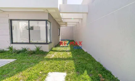 Sobrado com 3 quartos à venda, 121 m² por R$ 780.000 - Uberaba - Curitiba/PR