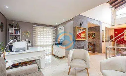 Casa com 4 dormitórios à venda, 237 m² por R$ 1.550.000,00 - Rebouças - Curitiba/PR