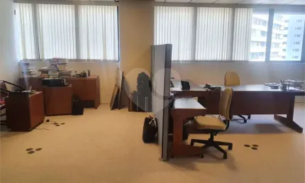 Sala comercial à venda na Avenida Adolfo Pinheiro, Santo Amaro, São Paulo