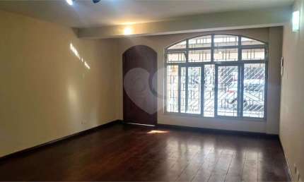 Sobrado com 3 quartos à venda em Vila Cordeiro - SP