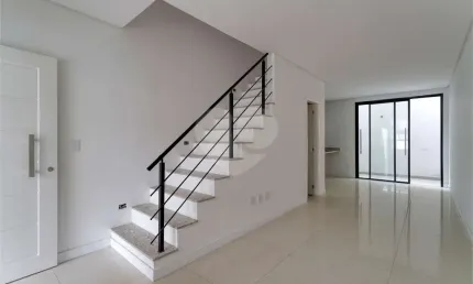 Casa com 3 quartos à venda na Rua Otávio Carlos da Silva, Cupecê, São Paulo