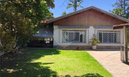 Casa térrea com 3 quartos à venda em Jardim Petrópolis - SP