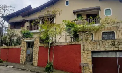 Sobrado com 4 quartos à venda em Jardim Umuarama - SP