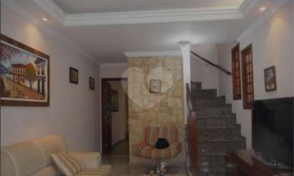 Sobrado com 3 quartos à venda em Jardim Ernestina - SP