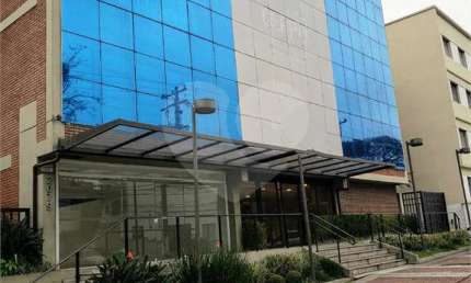 Prédio inteiro à venda ou para locação em Santo Amaro - SP