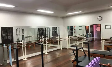 Casa com 4 quartos à venda na Rua São Benedito, Alto da Boa Vista, São Paulo