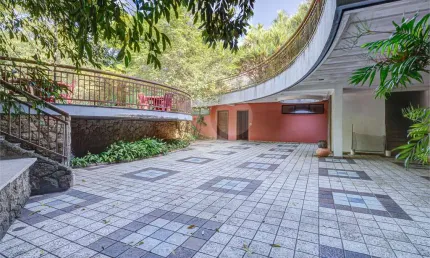Condomínio com 1 quartos à venda ou para locação em Jardim Dos Estados - SP
