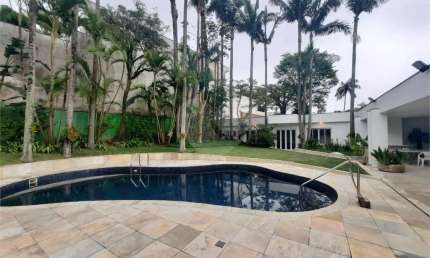 Casa com 4 quartos para locação em Jardim Dos Estados - SP