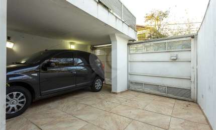 Casa com 2 quartos à venda na Rua Santa Zoé, Alto da Boa Vista, São Paulo