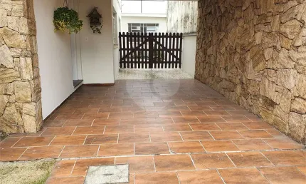 Casa com 3 quartos à venda na Rua Karl Czernick, Santo Amaro, São Paulo