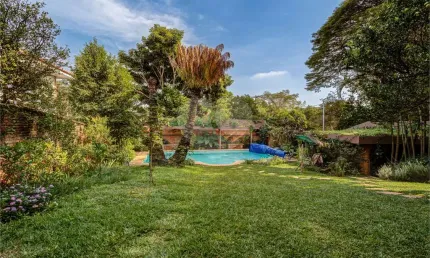 Casa térrea com 3 quartos à venda em Santo Amaro - SP