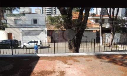 Sobrado com 3 quartos à venda ou para locação em Santo Amaro - SP