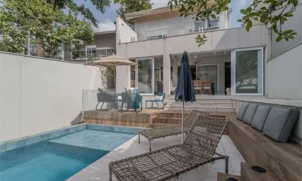Casa com 4 quartos à venda em Vila Nova Caledônia - SP