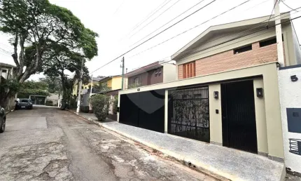 Casa de vila com 4 quartos à venda em Vila Elvira - SP