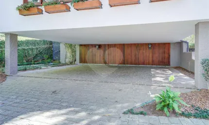 Casa térrea com 4 quartos à venda em Jardim Marajoara - SP