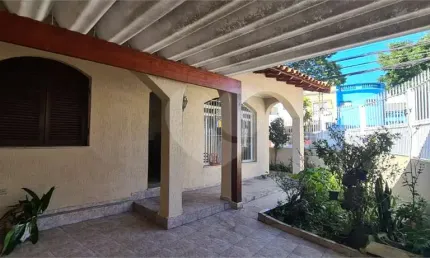Casa térrea com 3 quartos à venda em Santo Amaro - SP