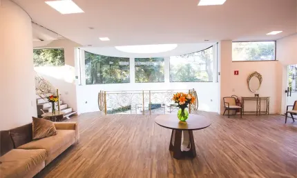 Prédio à venda na Avenida Washington Luís, Jardim Marajoara, São Paulo