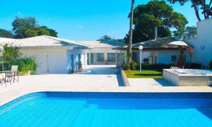 Casa térrea com 3 quartos à venda em Interlagos - SP