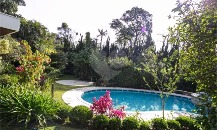 Casa térrea com 4 quartos para locação em Jardim Dos Estados - SP