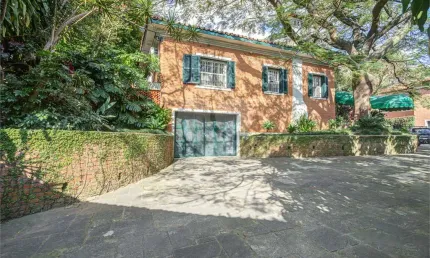 Casa com 6 quartos à venda na Avenida Guarapiranga, Guarapiranga, São Paulo