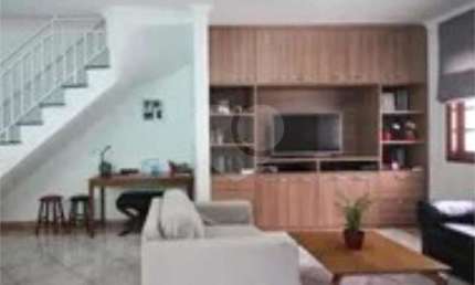 Sobrado com 3 quartos à venda em Lar São Paulo - SP