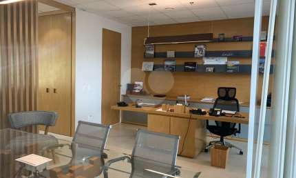 Sala comercial à venda na Avenida Doutor Chucri Zaidan, Chácara Santo Antônio, São Paulo