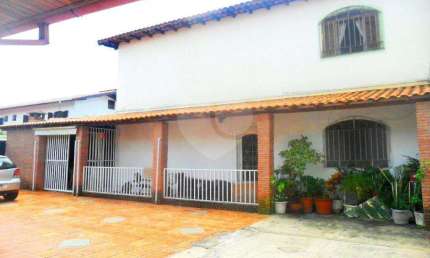 Casa térrea com 5 quartos à venda em Indianópolis - SP