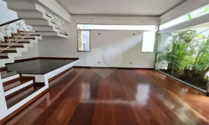Casa com 4 quartos para locação em Santo Amaro - SP