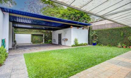 Casa de vila com 3 quartos à venda em Granja Julieta - SP