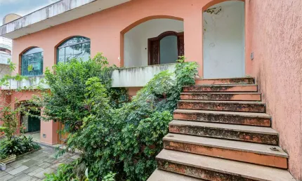 Casa com 5 quartos à venda em Jardim Prudência - SP