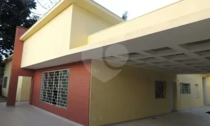 Casa térrea com 4 quartos à venda em Santo Amaro - SP