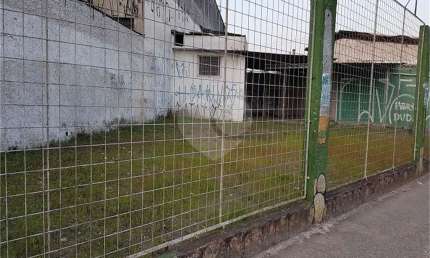 Terreno à venda na Avenida Guarapiranga, Socorro, São Paulo