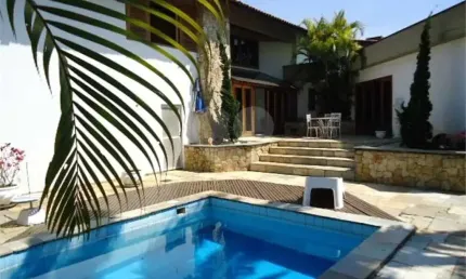 Sobrado com 5 quartos à venda em Chácara Monte Alegre - SP
