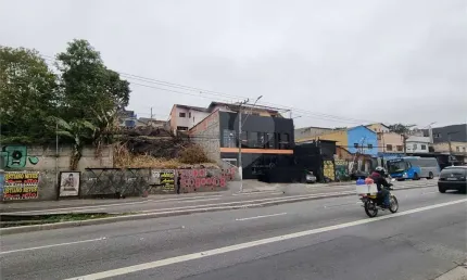 Terreno à venda na Avenida Interlagos, Jardim Marajoara, São Paulo