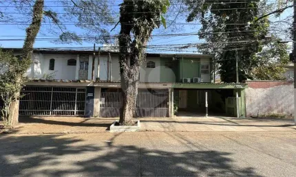 Casa com 3 quartos à venda na Rua São Benedito, Alto da Boa Vista, São Paulo